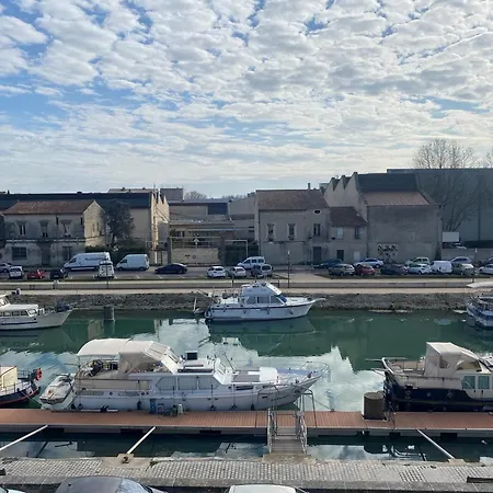 Apartment Belle-vue Beaucaire (Gard)